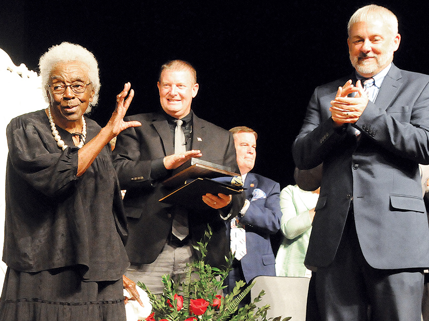 Standing Ovation_Everlene Davis_Adam Thompson_Brenden Jones_Eddie Beck